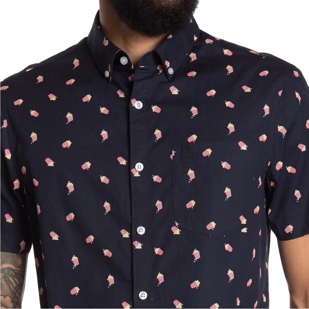 An Original Penguin Popcorn Novelty Button Down Short Sleeve Shirt Size Large